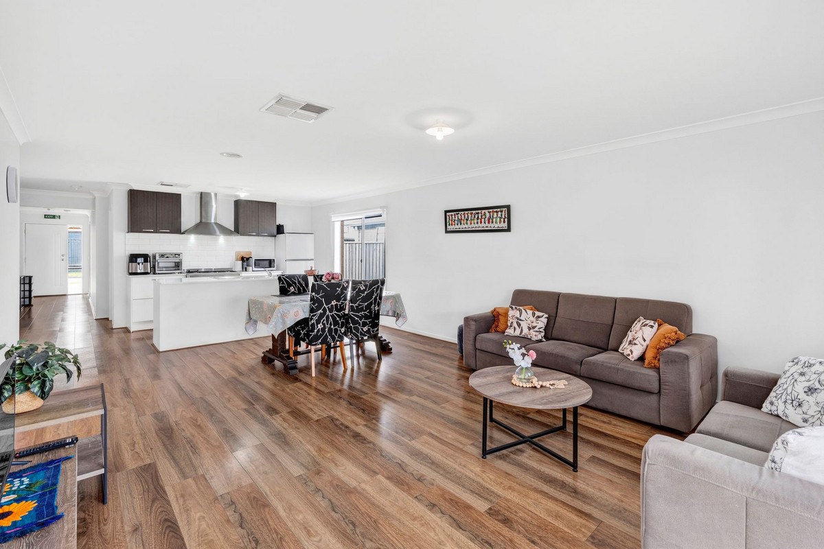 4 Boeing Street, Mount Duneed VIC 3217, Mount Duneed - Thumbnail 4