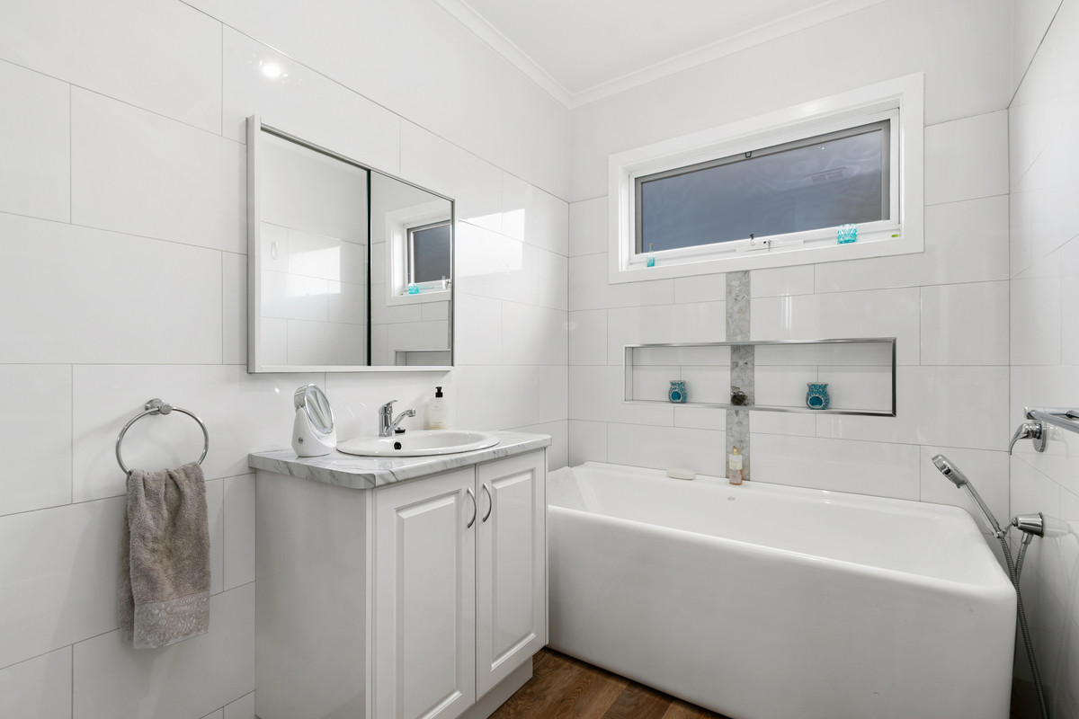 8 Ash Street, Morwell VIC 3840, Morwell - Thumbnail 8