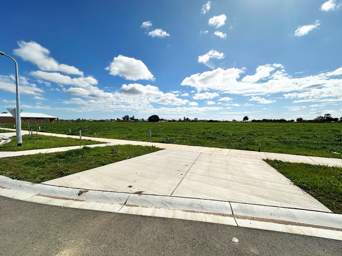 17 Woodstock Street, Shepparton VIC 3630, Shepparton - Image 1