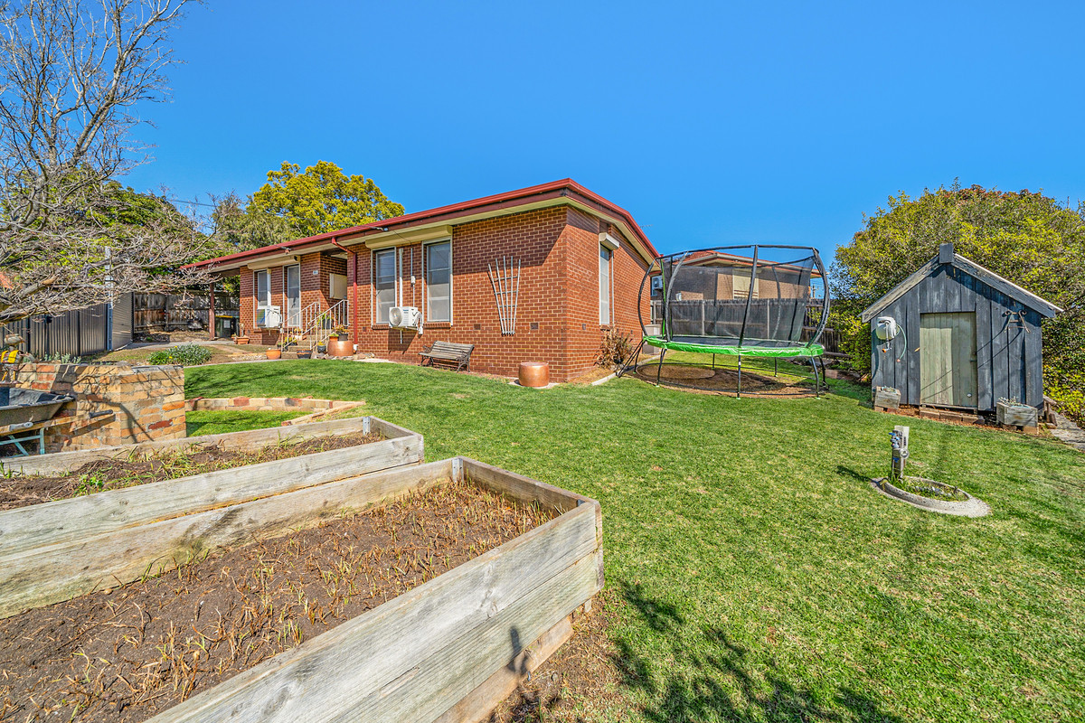 80 Ripplebrook Drive, Broadmeadows VIC 3047, Broadmeadows - Thumbnail 3