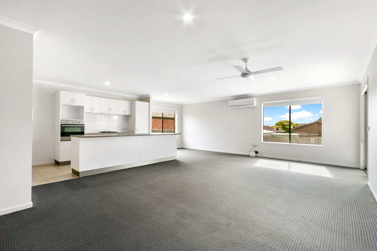 29 Glendonald Road, CHURCHILL VIC 3842, Churchill - Thumbnail 2