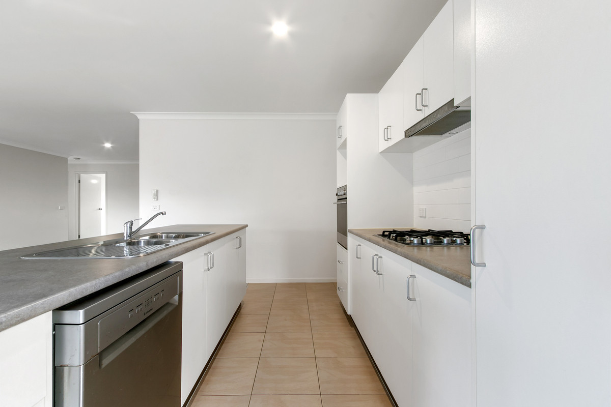 29 Glendonald Road, CHURCHILL VIC 3842, Churchill - Thumbnail 3