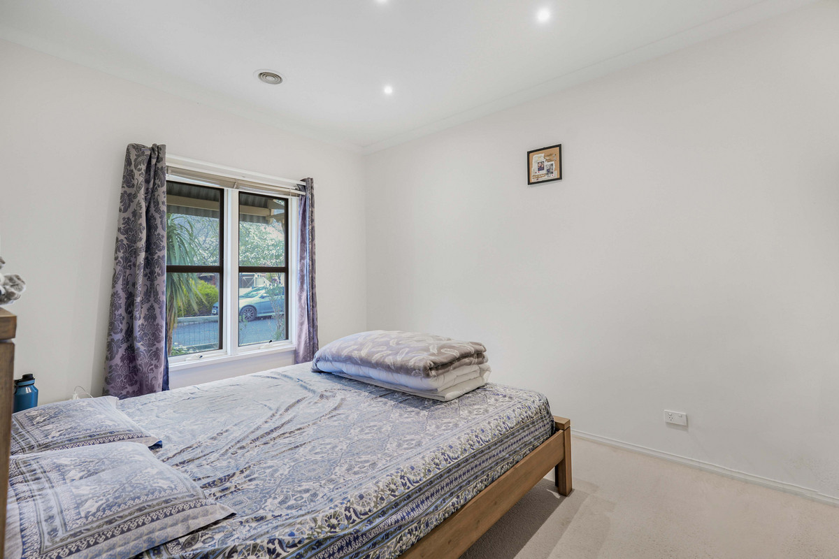 6 Moroka Green, PAKENHAM VIC 3810, Pakenham - Thumbnail 2