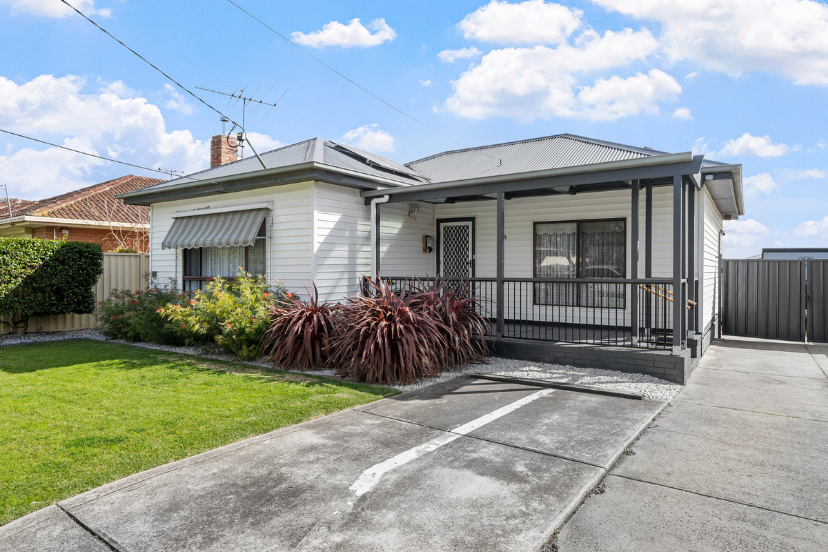 29 Pecham Street, Glenroy VIC 3046, Glenroy - Thumbnail 2