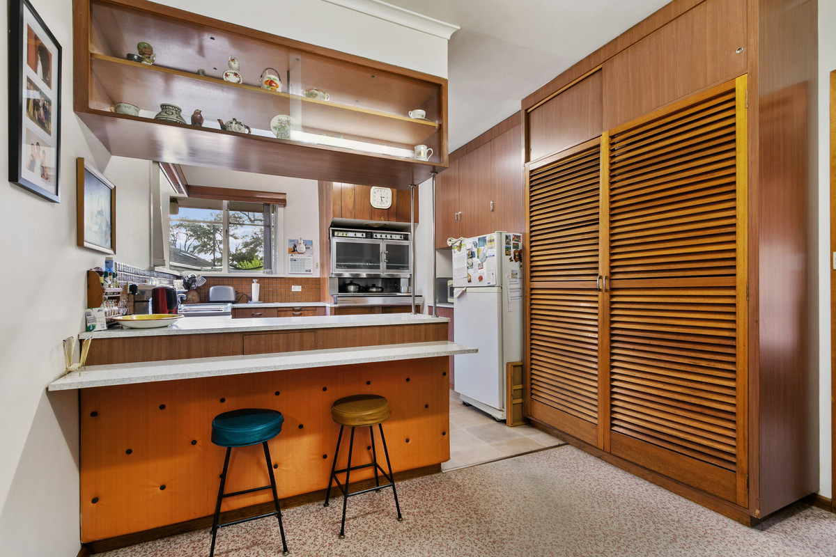 1 Crinigan Road, Morwell VIC 3840, Morwell - Thumbnail 4