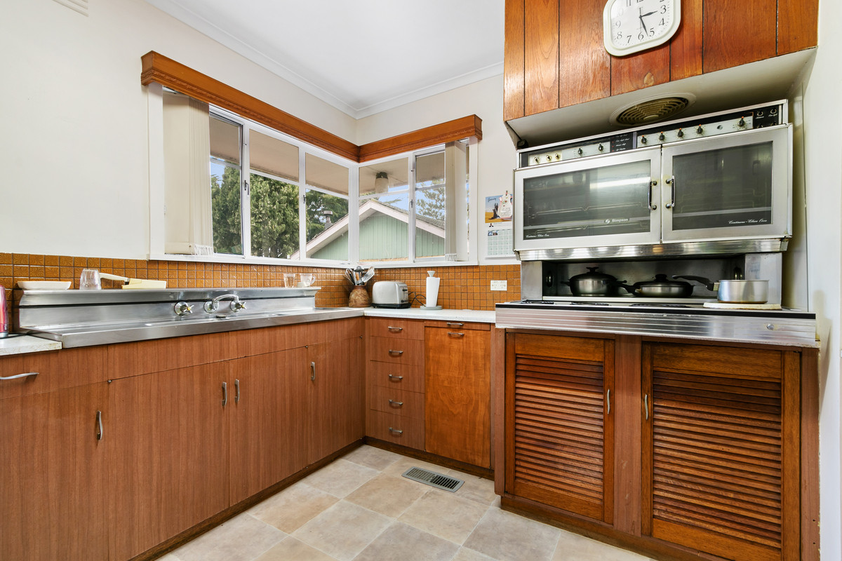 1 Crinigan Road, Morwell VIC 3840, Morwell - Thumbnail 6