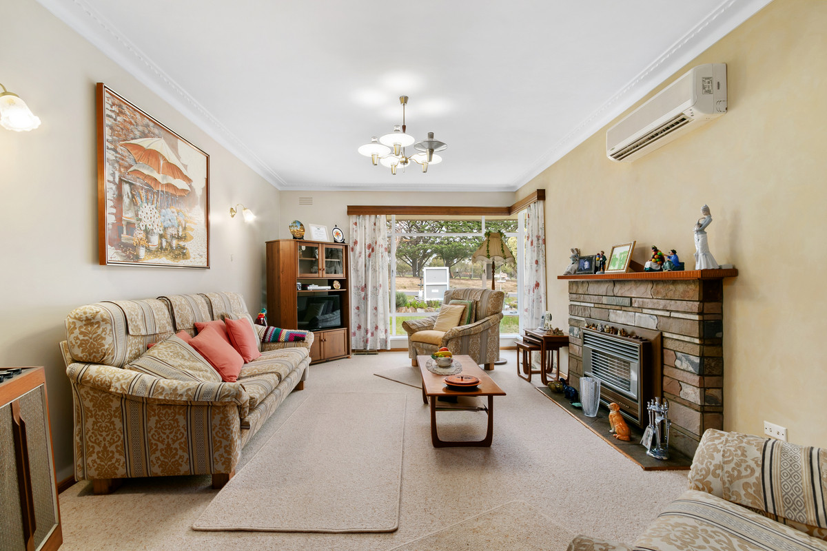 1 Crinigan Road, Morwell VIC 3840, Morwell - Thumbnail 2