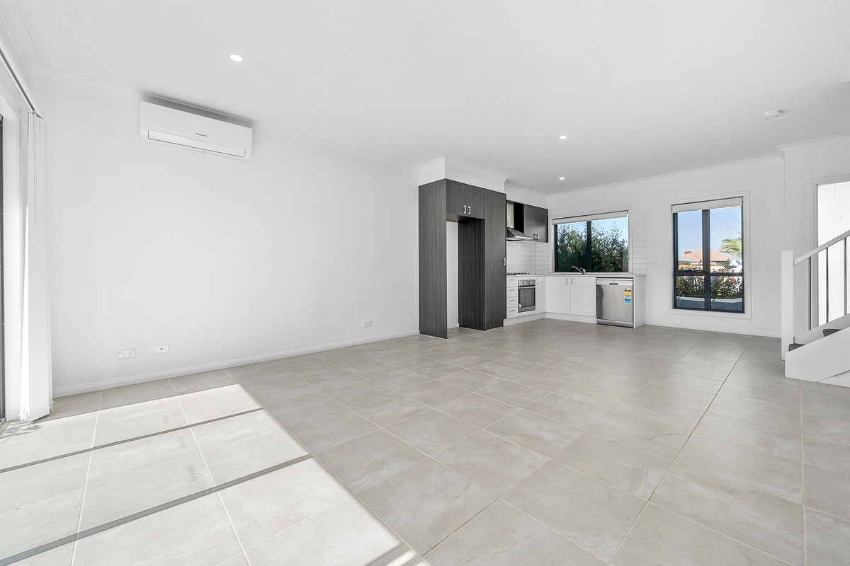 94 Graham Street, Broadmeadows VIC 3047, Broadmeadows - Thumbnail 3