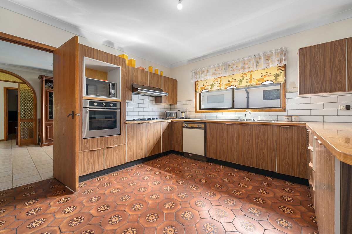 4 Arndell Street, Thomastown VIC 3074, Thomastown - Thumbnail 4