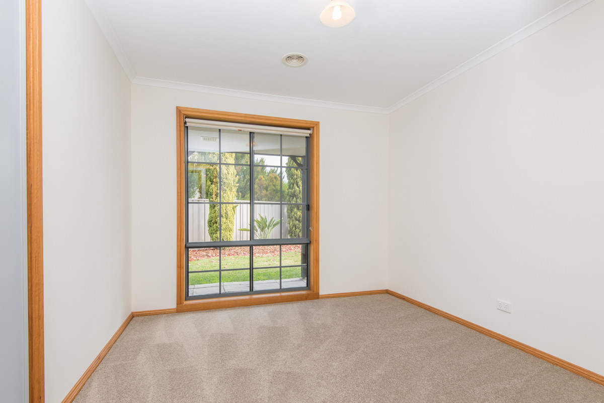17 Gordon Drive, KIALLA VIC 3631, Kialla - Thumbnail 3