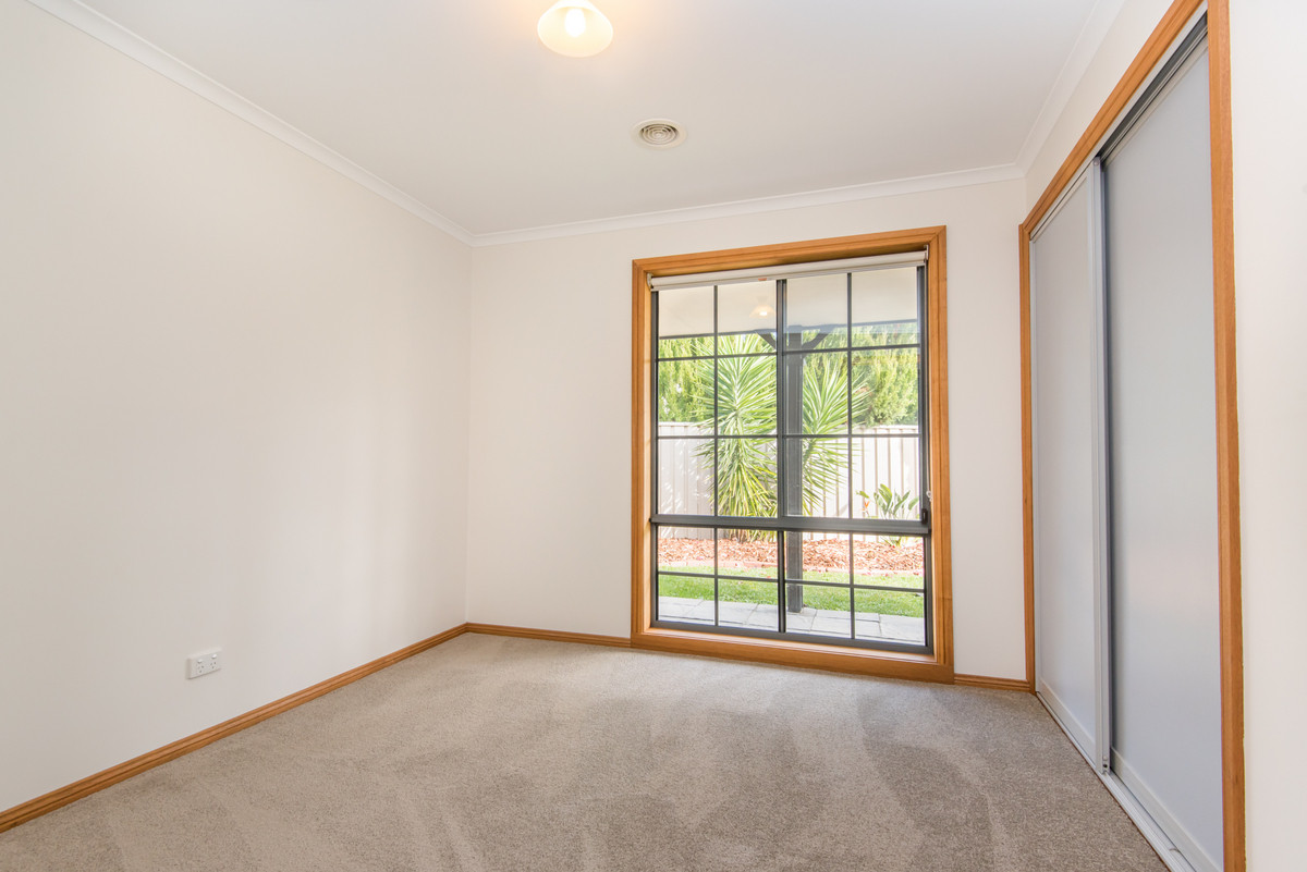 17 Gordon Drive, KIALLA VIC 3631, Kialla - Thumbnail 8