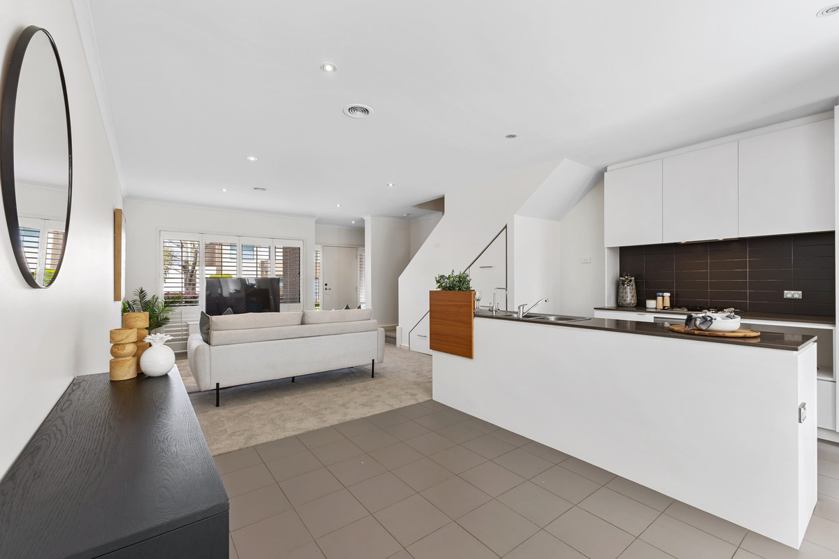 12 Southampton Drive, Mulgrave VIC 3170, Mulgrave - Thumbnail 6
