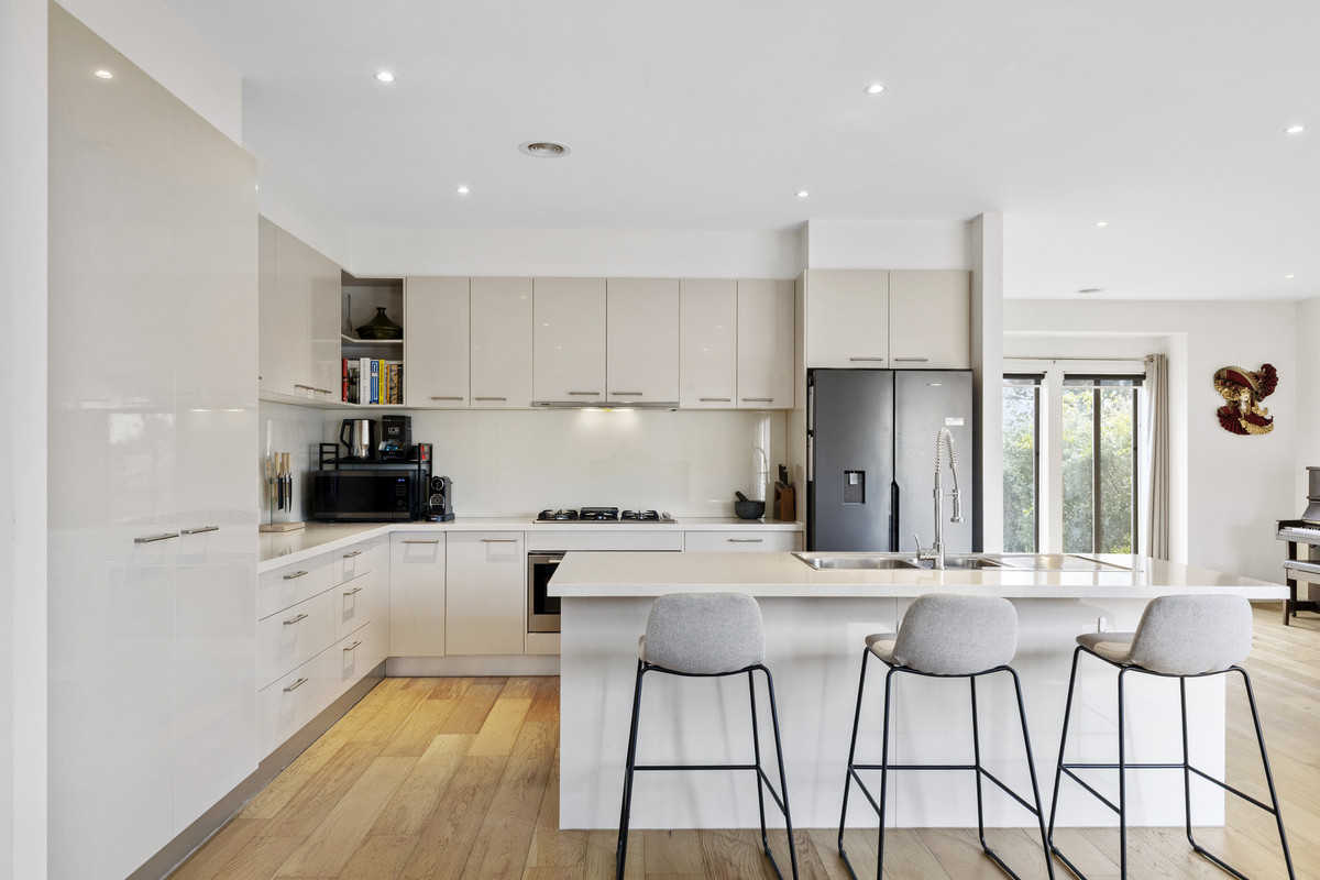 1 / 14 Savige Avenue, Mount Waverley VIC 3149, Mount Waverley - Thumbnail 4