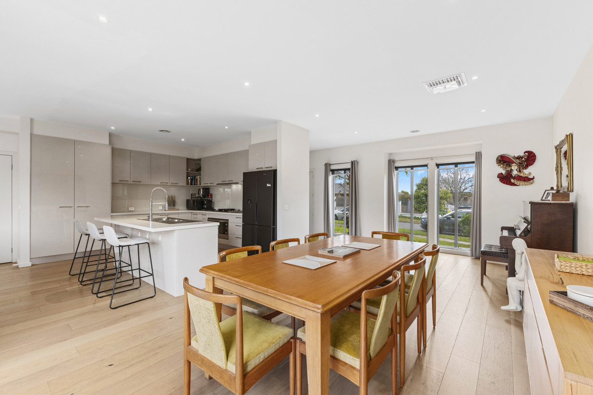 1 / 14 Savige Avenue, Mount Waverley VIC 3149, Mount Waverley - Thumbnail 6