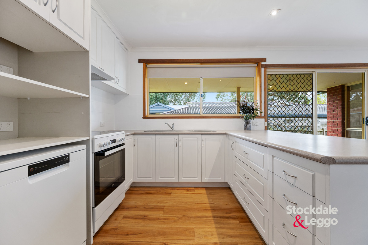 25 Pier Road, INVERLOCH VIC 3996, Inverloch - Thumbnail 2