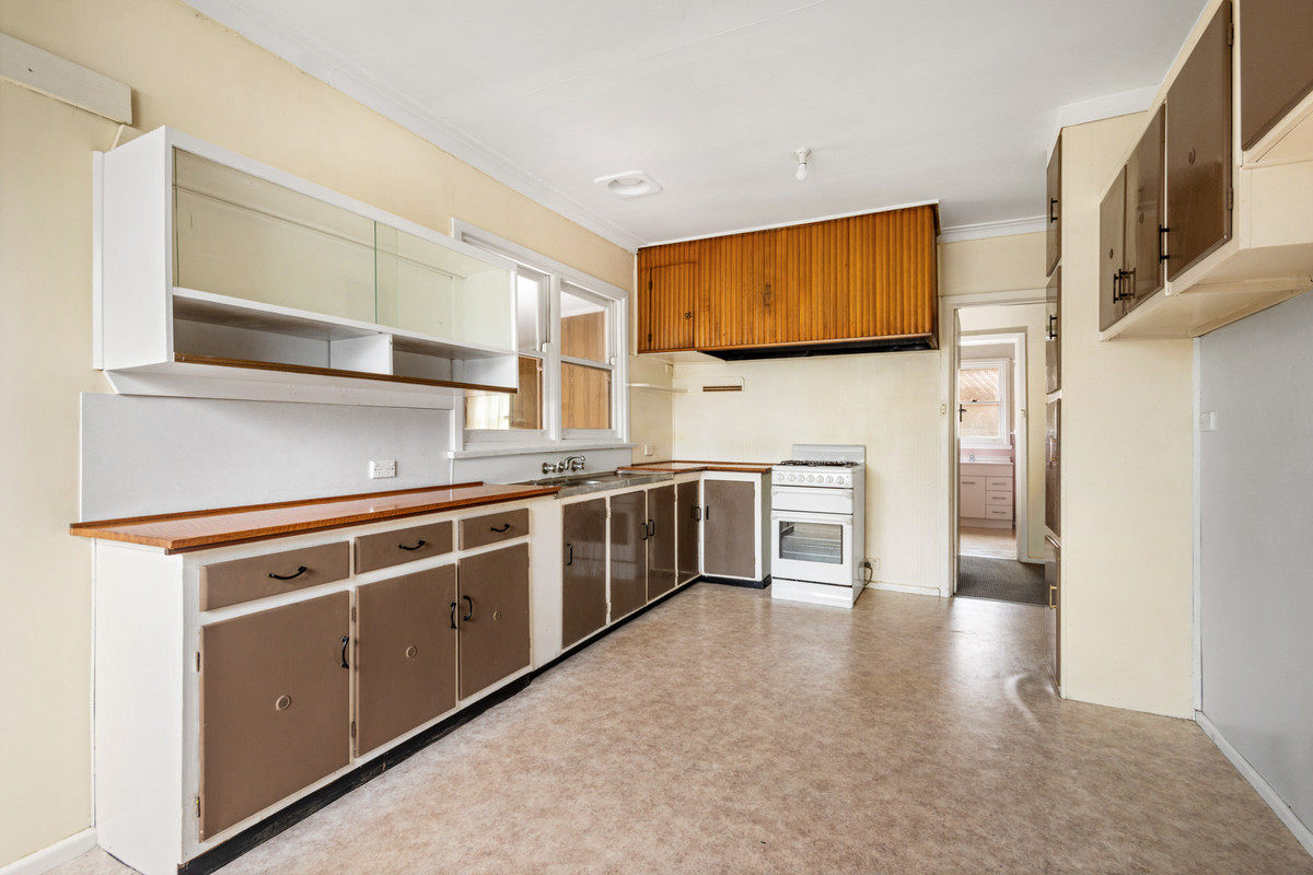 15 Learmouth Street, Belmont VIC 3216, Belmont - Thumbnail 2