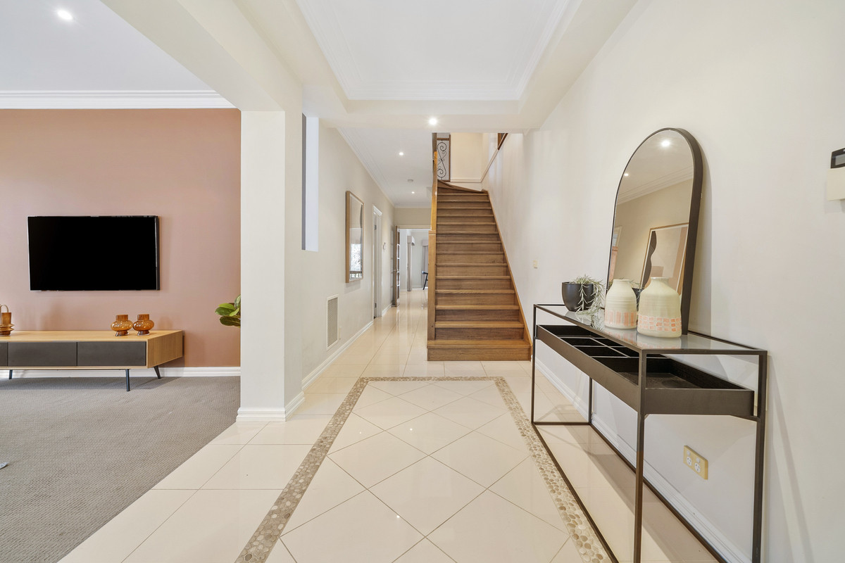 40 Fraserburgh Crescent, Greenvale VIC 3059, Greenvale - Thumbnail 3