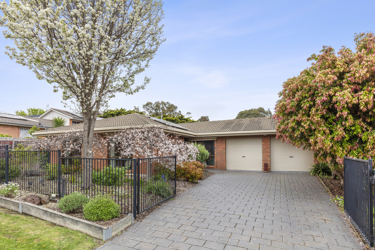 24 Catalina Crescent, CLIFTON SPRINGS VIC 3222, Clifton Springs - Thumbnail 3