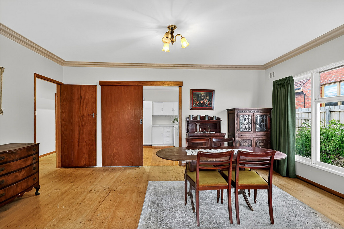 13 Birdwood Avenue, Warrnambool VIC 3280, Warrnambool - Thumbnail 8