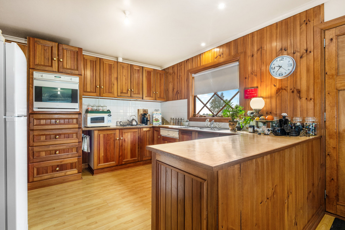 16 Mercer Street, MEREDITH VIC 3333, Meredith - Thumbnail 2