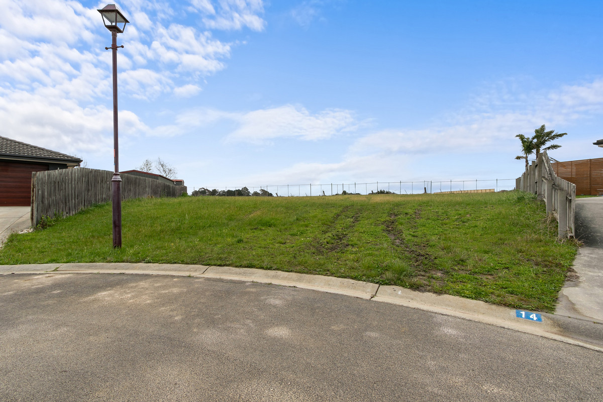 13 Josie Place, Morwell VIC 3840, Morwell - Thumbnail 2