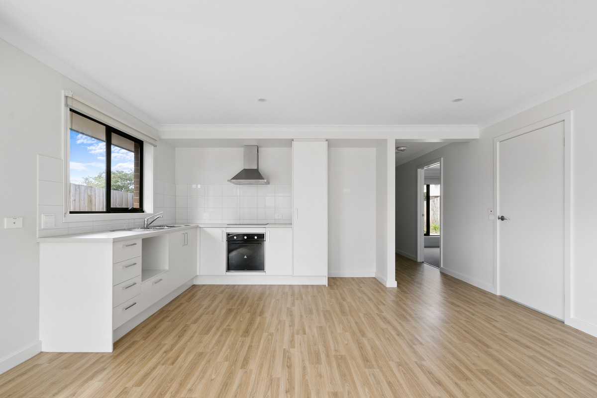 7 Ronald Court, Morwell VIC 3840, Morwell - Thumbnail 3