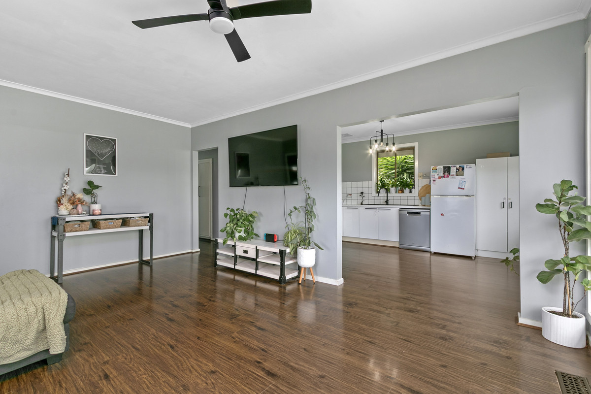 8 Heesom Crescent, CHURCHILL VIC 3842, Churchill - Thumbnail 8