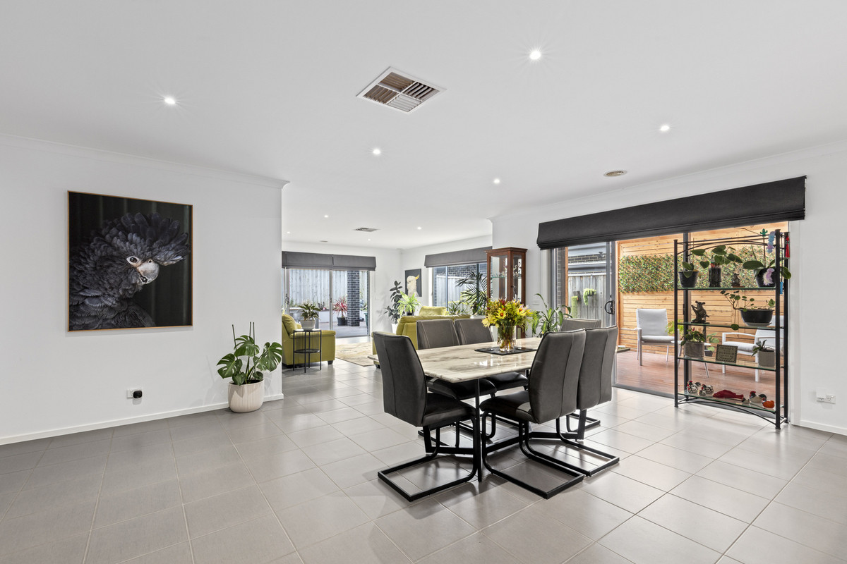 15 Waterhaven Boulevard, Drysdale VIC 3222, Drysdale - Thumbnail 4