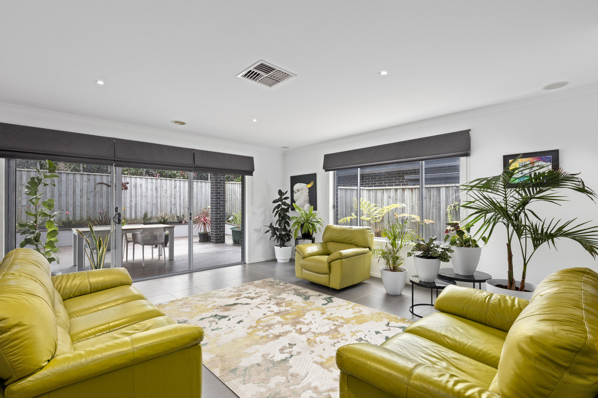 15 Waterhaven Boulevard, Drysdale VIC 3222, Drysdale - Thumbnail 3