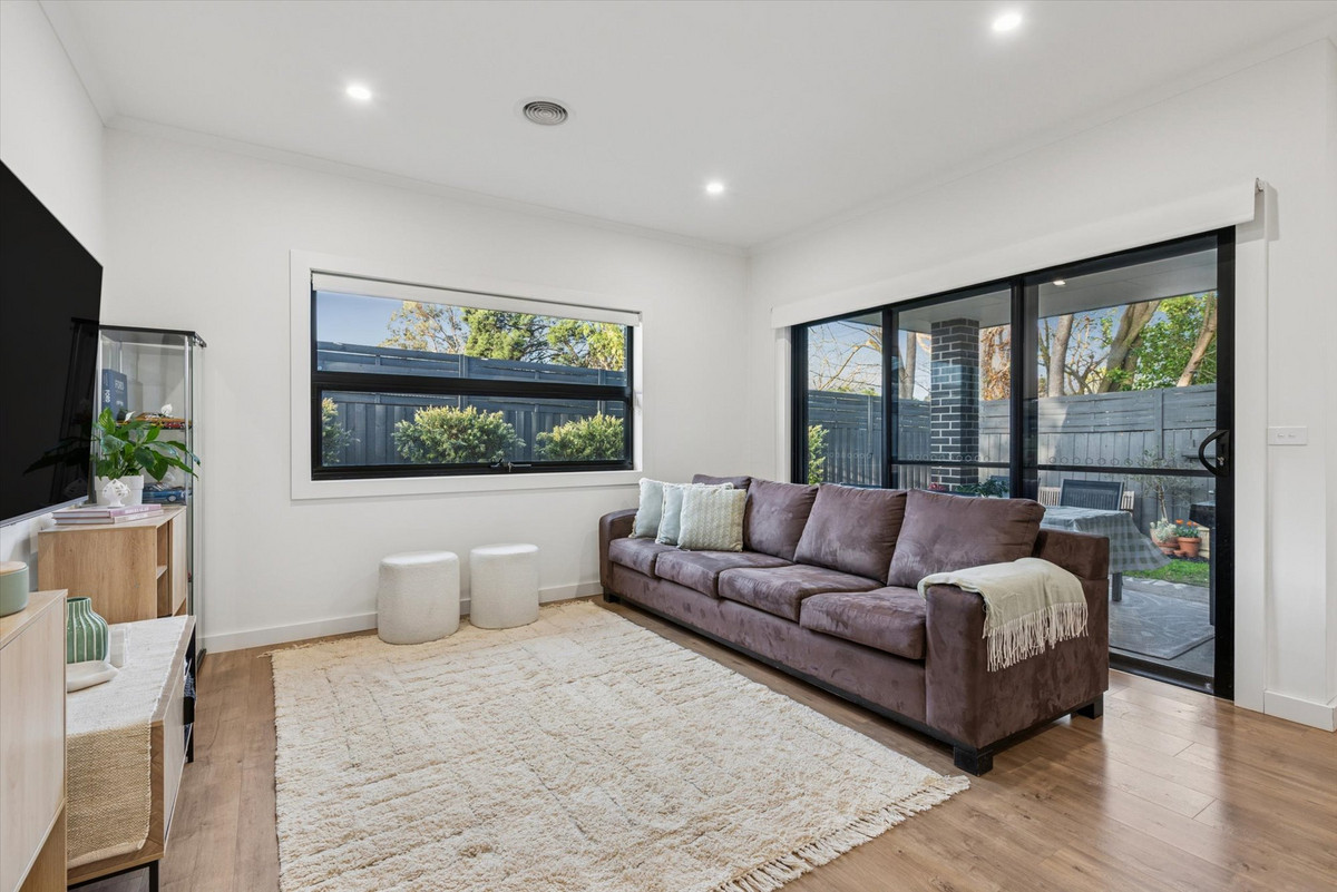 2 / 37 Beresford Road, Lilydale VIC 3140, Lilydale - Thumbnail 3
