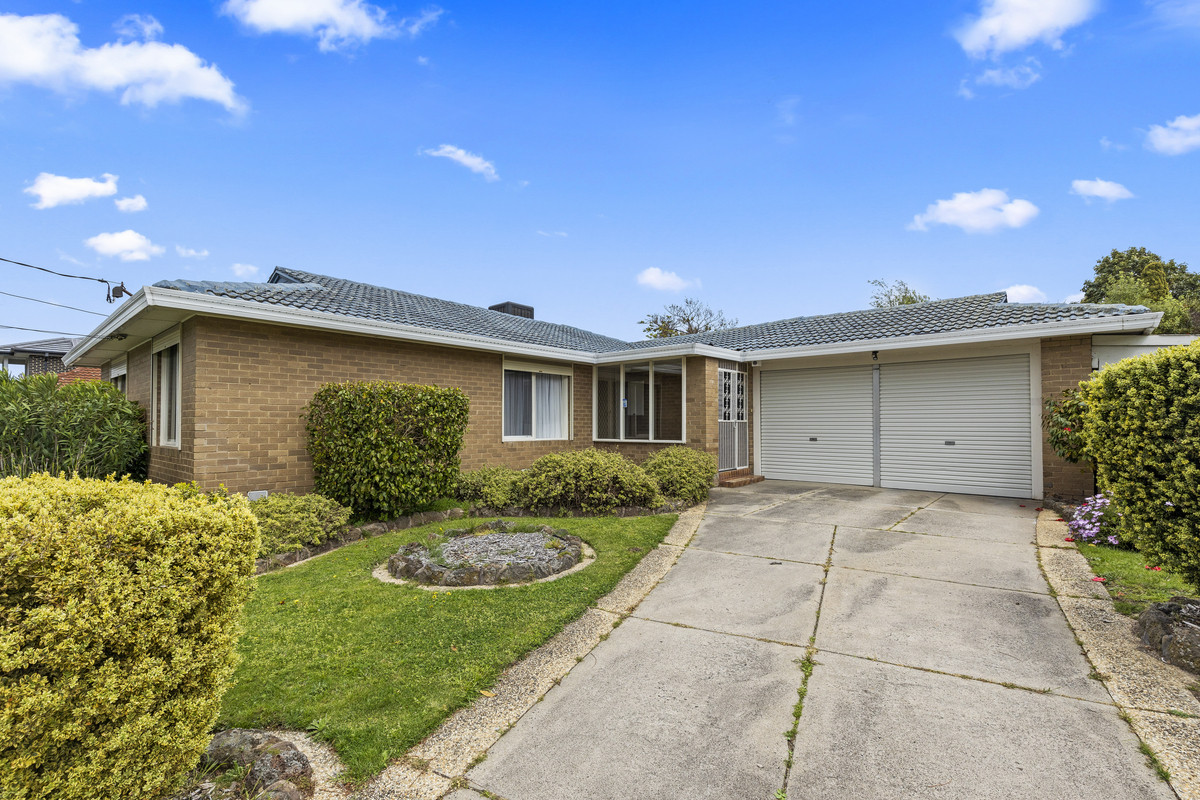 4 Le Gallienne Crescent, Mulgrave VIC 3170, Mulgrave - Image 1