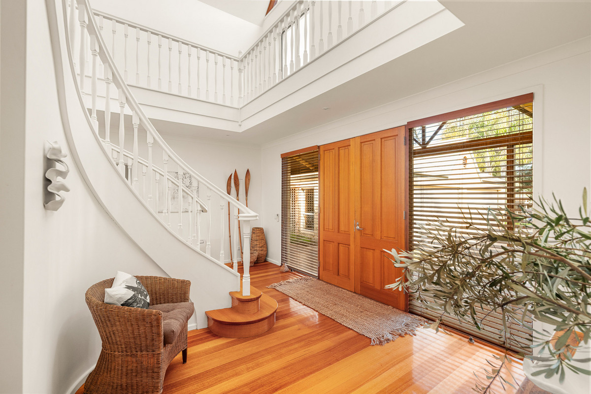8 Monica Court, PEARCEDALE, Silverleaves - Thumbnail 5
