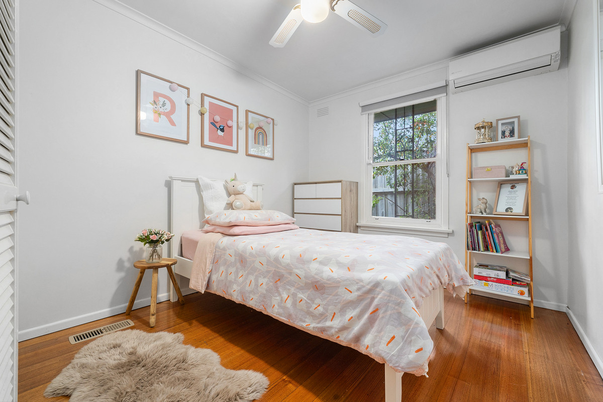 100 Valley Crescent, GLENROY VIC 3046, Glenroy - Thumbnail 6