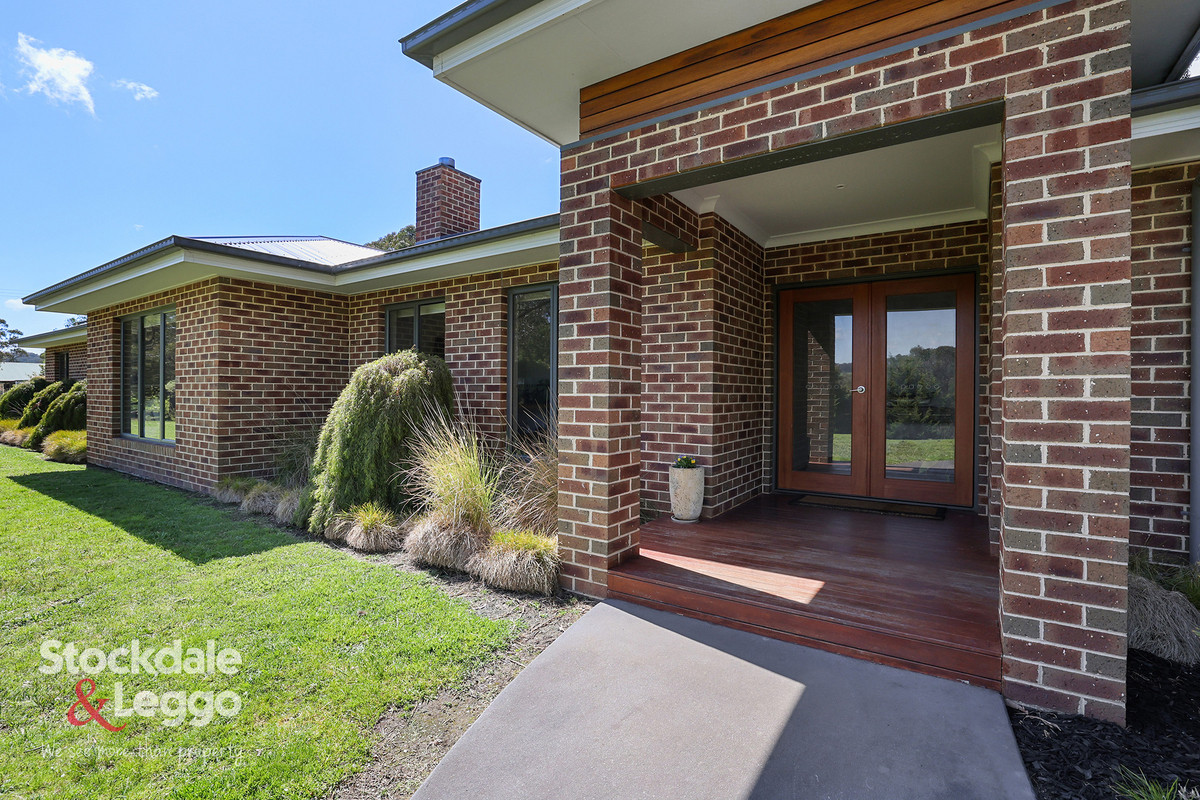 12 Muirhead Drive, Mirboo North VIC 3871, Mirboo North - Thumbnail 2