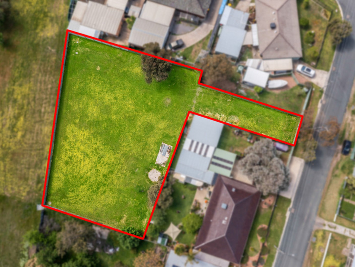 4 Bullock Street, Eaglehawk VIC 3556