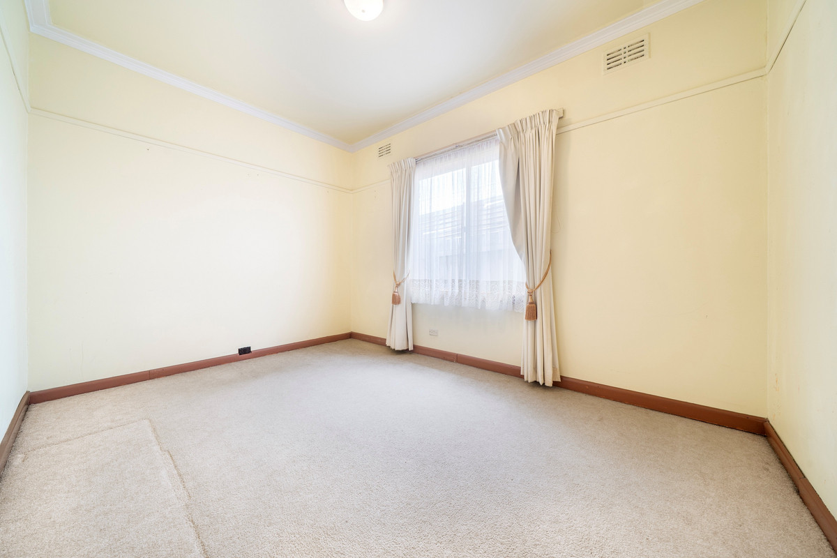 5 Pines Grove, Oak Park VIC 3046, Oak Park - Thumbnail 7