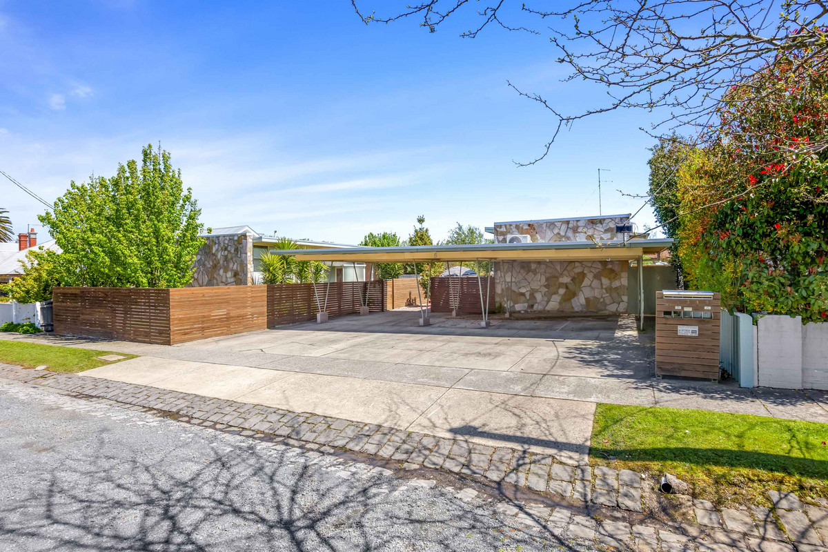 5 / 6 Balaclava Street, Newington VIC 3350, Newington - Thumbnail 2
