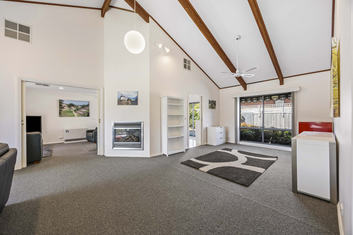 2 Robertson Drive, Alfredton VIC 3350, Alfredton - Thumbnail 6