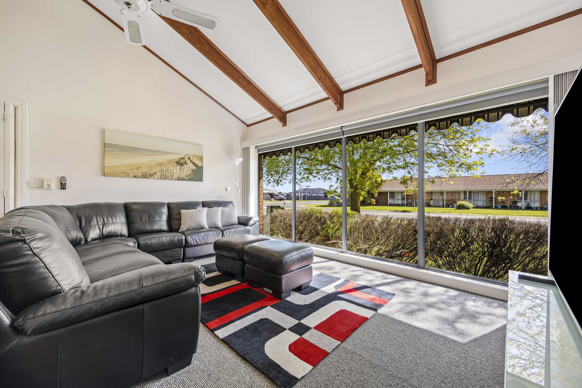 2 Robertson Drive, Alfredton VIC 3350, Alfredton - Thumbnail 7