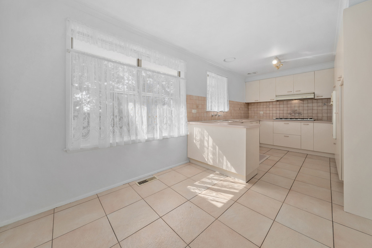 11 Marlo Court, Broadmeadows VIC 3047, Broadmeadows - Thumbnail 3