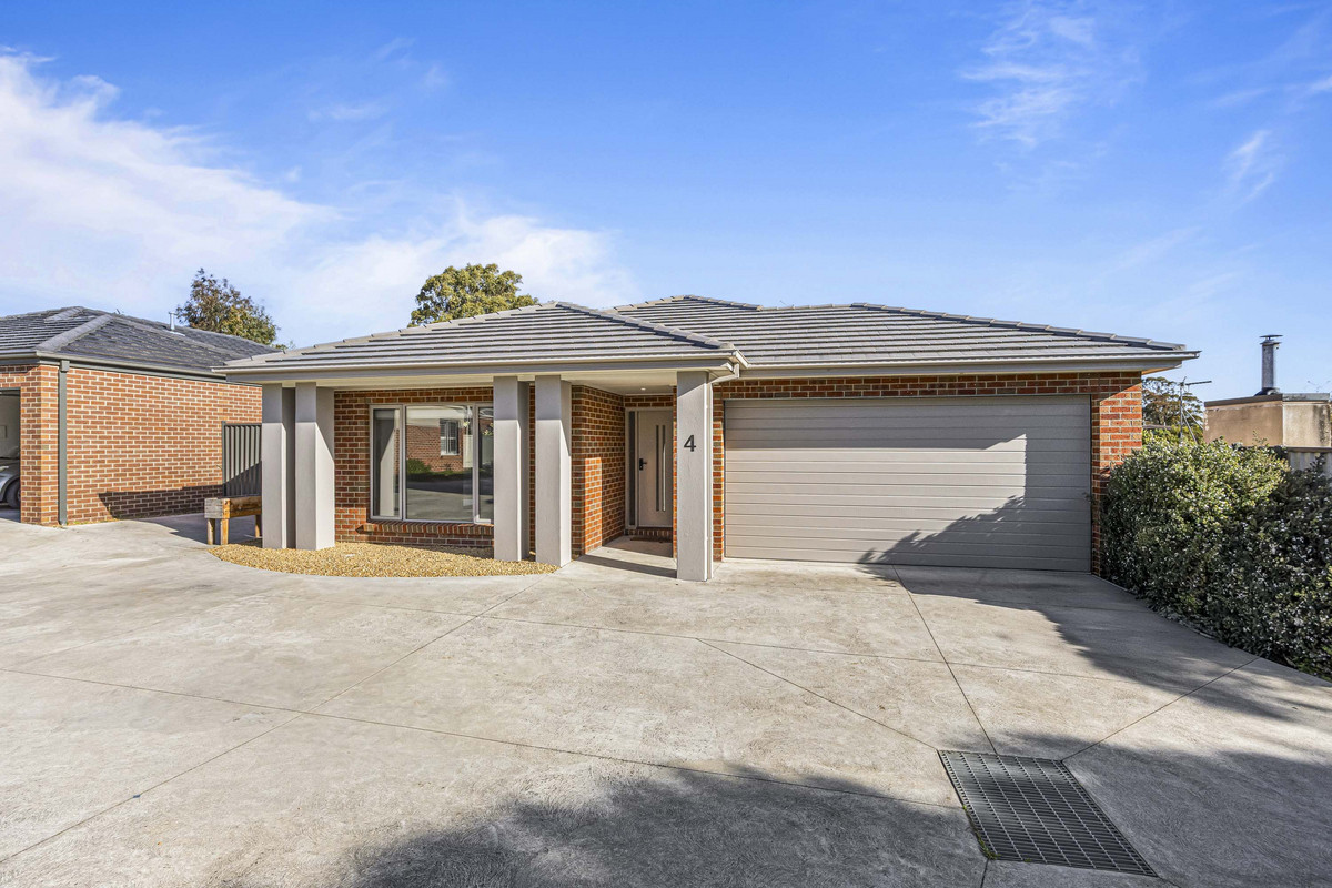 4 / 305 Lylia Avenue, Mount Clear VIC 3350, Mount Clear - Thumbnail 2