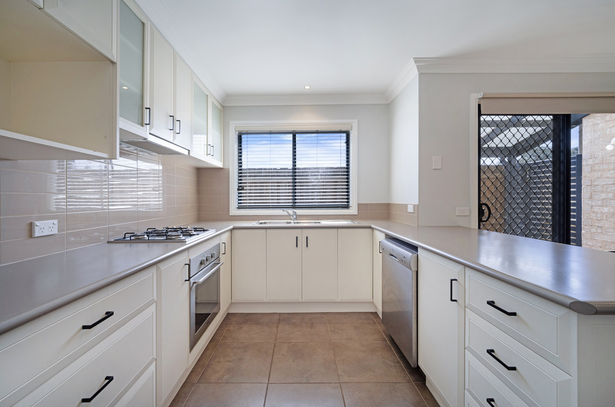 2 / 3 Denneys Street, Warrnambool VIC 3280, Warrnambool - Thumbnail 3