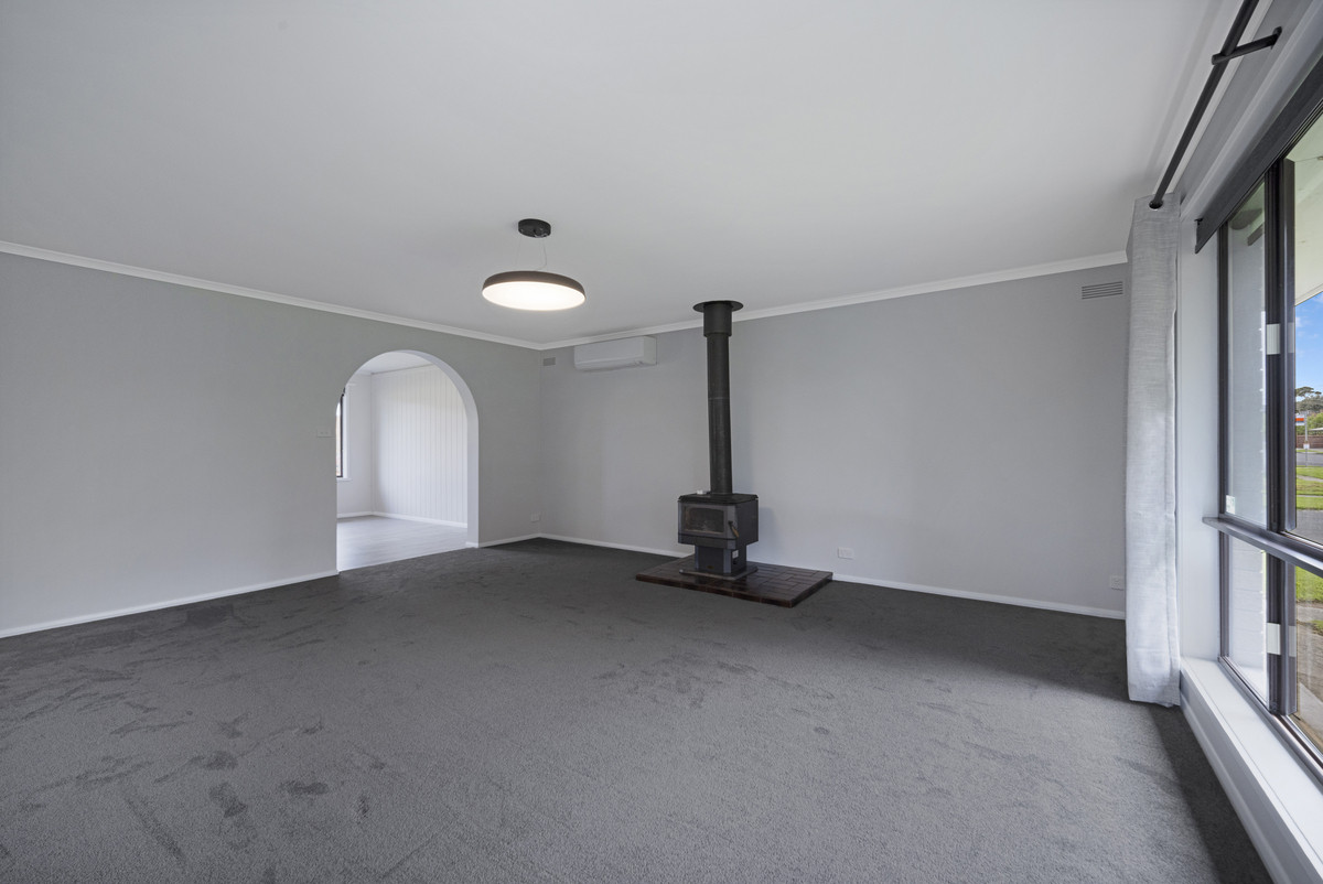 93 Queens Road, Warrnambool VIC 3280, Warrnambool - Thumbnail 3