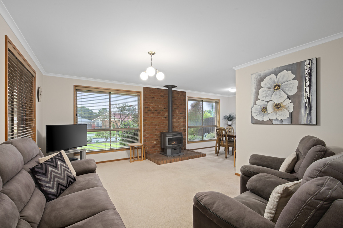 42 Barongarook Drive, Clifton Springs VIC 3222, Clifton Springs - Thumbnail 2