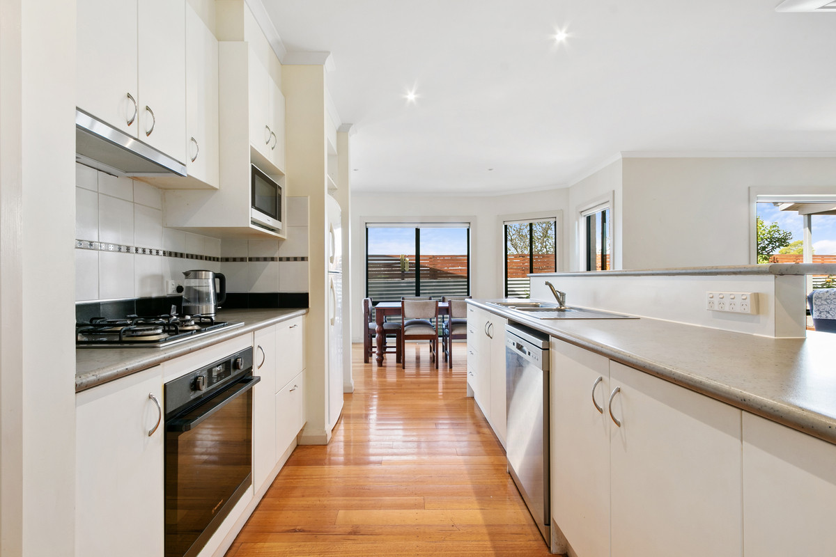 20 Bellarine Circuit, Morwell VIC 3840, Morwell - Thumbnail 2