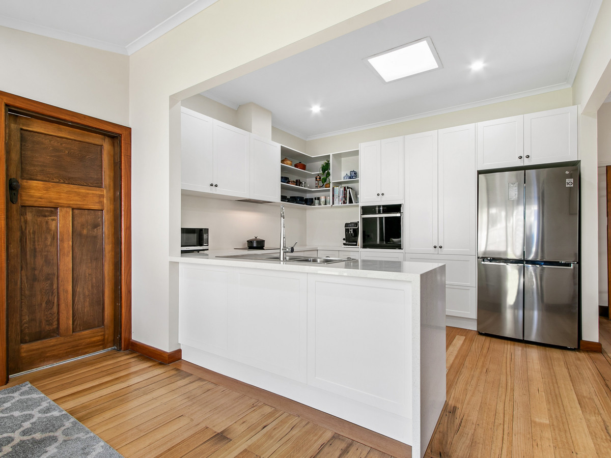 6 Bridges Avenue, Traralgon VIC 3844, Traralgon - Thumbnail 2
