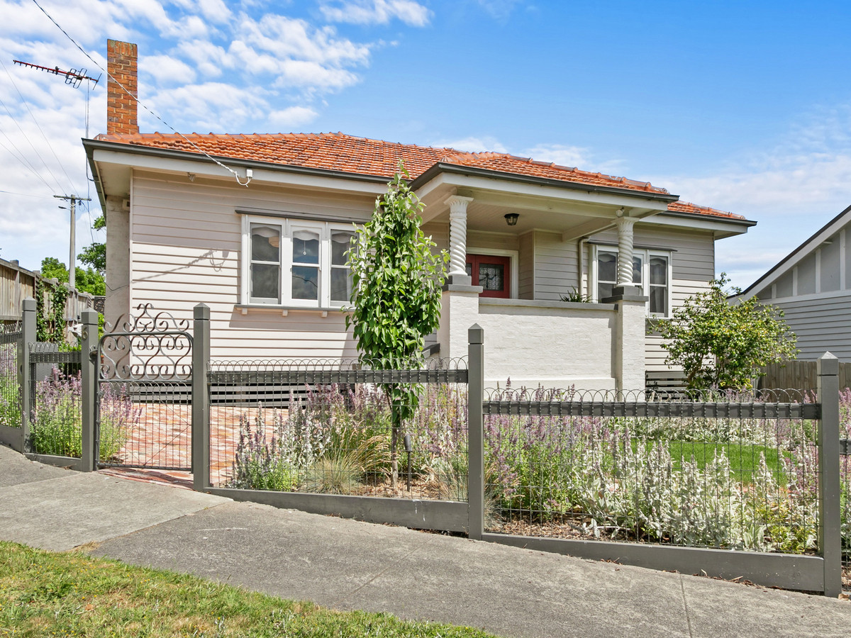 6 Bridges Avenue, Traralgon VIC 3844, Traralgon - Thumbnail 3