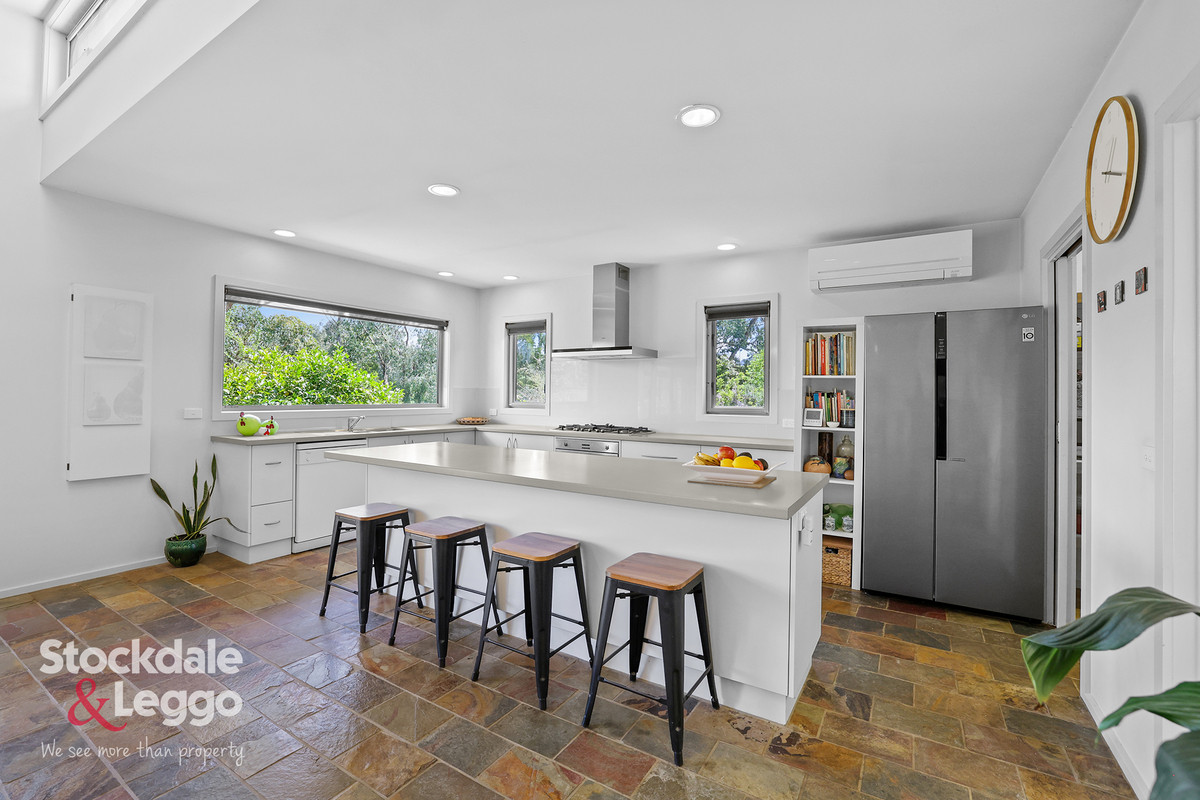 79 Thorpdale Road, Mirboo North VIC 3871, Mirboo North - Thumbnail 4