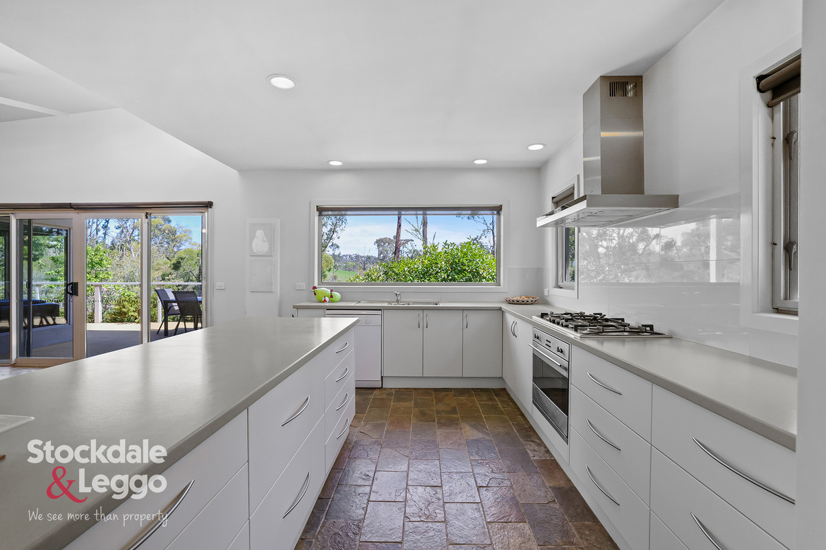 79 Thorpdale Road, Mirboo North VIC 3871, Mirboo North - Thumbnail 5