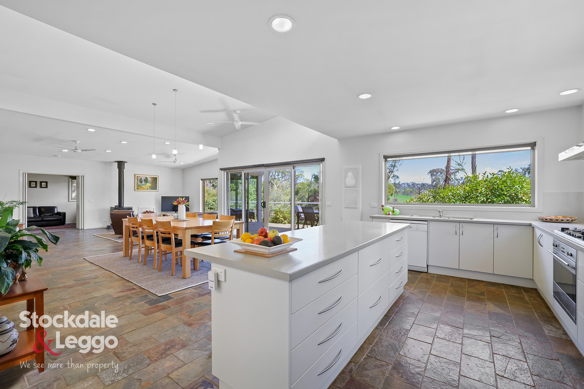 79 Thorpdale Road, Mirboo North VIC 3871, Mirboo North - Thumbnail 6